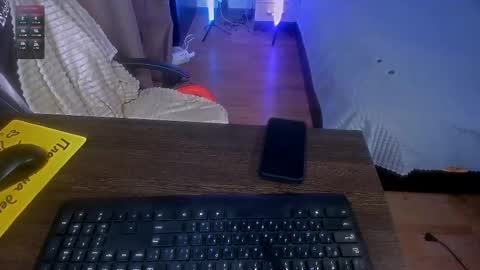 Snapshot of naked_psychologist chatting on 9, 2, 2025 Asy no face  online show from 9, 2, 2025