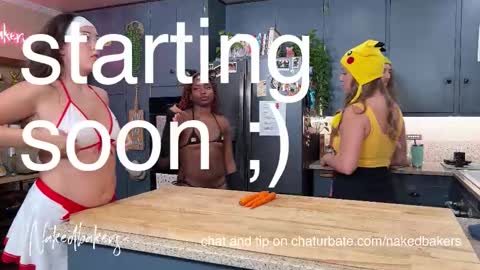 Snapshot of nakedbakers chatting on 29, 10, 2025 Naked Bakers online show from 29, 10, 2025