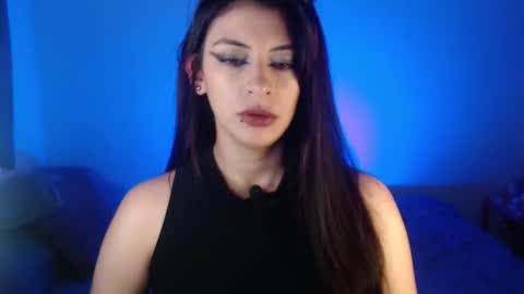 Snapshot of nala_saphir chatting on 9, 11, 2025 nala_saphir online show from 9, 11, 2025