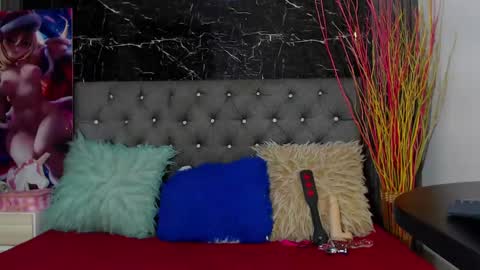 NALAROY online show from 8, 1, 2025