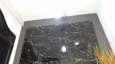 NALAROY online show from 15, 1, 2025