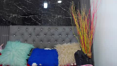 NALAROY online show from 29, 1, 2025