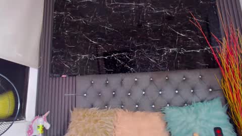 NALAROY online show from 26, 2, 2025