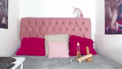 NALAROY online show from 7, 11, 2025