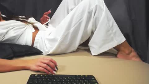 Lady online show from 10, 10, 2025