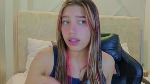 nami_sweet_ online show from 8, 1, 2026