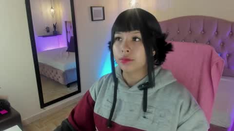 namiko_park online show from 11, 1, 2025