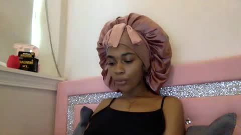 nanaonn online show from 20, 4, 2026