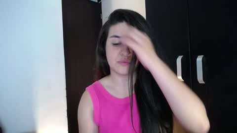 Snapshot of nani_gutierrez chatting on 4, 3, 2025 Nani online show from 4, 3, 2025