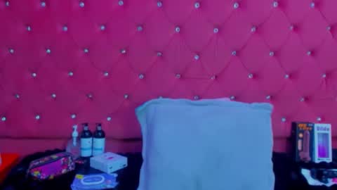 nanis james15 online show from 3, 4, 2026