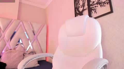Snapshot of nanit_l chatting on 23, 5, 2026 anna online show from 23, 5, 2026