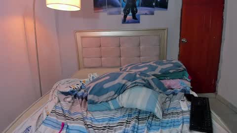 naomi_berckley online show from 4, 12, 2024