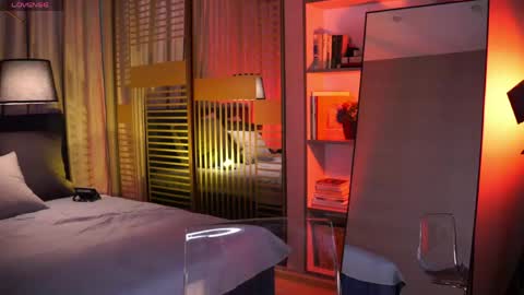 naomi_hotterr online show from 13, 5, 2026