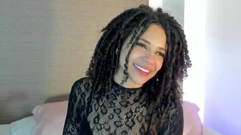 Snapshot of naomidawsonn chatting on 21, 9, 2025 naomidawson online show from 21, 9, 2025