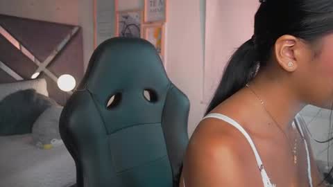 Naomi-Gray  online show from 10, 6, 2026