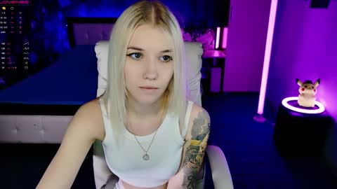 Snapshot of naomihita chatting on 30, 11, 2025 naomihita online show from 30, 11, 2025