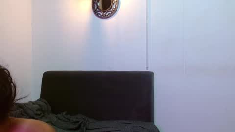 Snapshot of naomii_campbelll chatting on 26, 10, 2025 Naomi Campbel online show from 26, 10, 2025