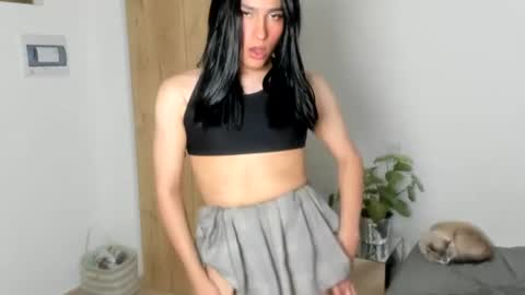Snapshot of naomimoore chatting on 11, 6, 2026 Naomi Moore online show from 11, 6, 2026