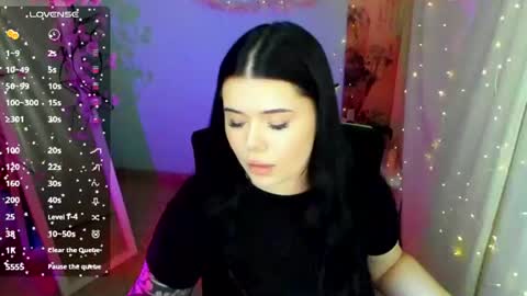 Snapshot of naomivibes chatting on 25, 6, 2026 Naomi online show from 25, 6, 2026