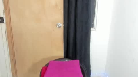 naomiwildburn online show from 5, 3, 2025