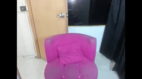 naomiwildburn online show from 28, 9, 2025