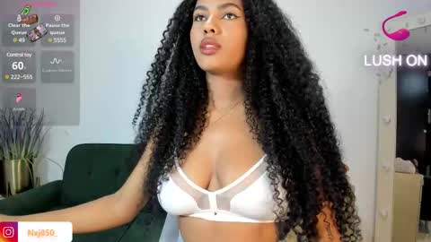 Snapshot of naomixjones1 chatting on 10, 3, 2025 Naomi online show from 10, 3, 2025
