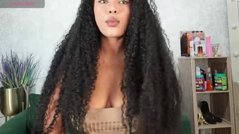 Snapshot of naomixjones1 chatting on 17, 4, 2026 Naomi online show from 17, 4, 2026