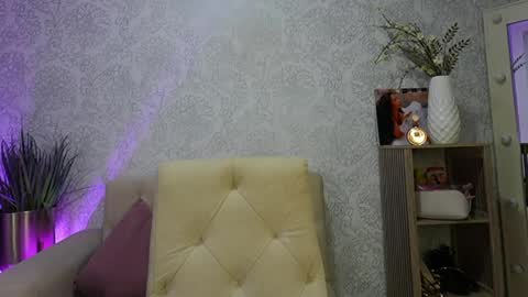 Snapshot of naomixjones1 chatting on 25, 4, 2026 Naomi online show from 25, 4, 2026