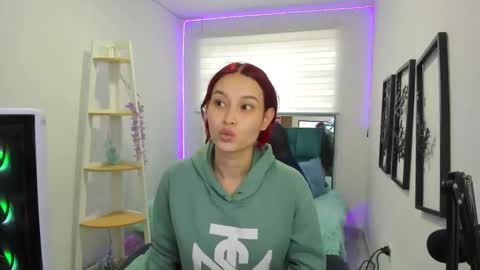 naomy online show from 27, 10, 2025