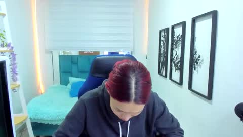 naomy online show from 1, 12, 2025