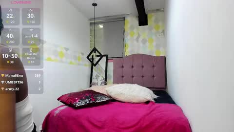 Snapshot of naomy__smith__ chatting on 22, 2, 2025 N A O M Y online show from 22, 2, 2025