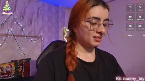 Snapshot of naomy_tay1 chatting on 19, 12, 2025 Naomy online show from 19, 12, 2025