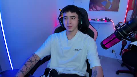 sebastian online show from 4, 2, 2025