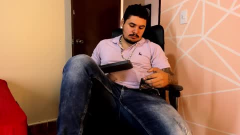 Snapshot of narciso_kh chatting on 22, 2, 2025 deibyd online show from 22, 2, 2025