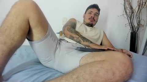 Snapshot of narciso_kh chatting on 14, 7, 2026 deibyd online show from 14, 7, 2026
