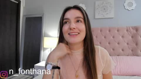 Nashly Fontana online show from 19, 12, 2024