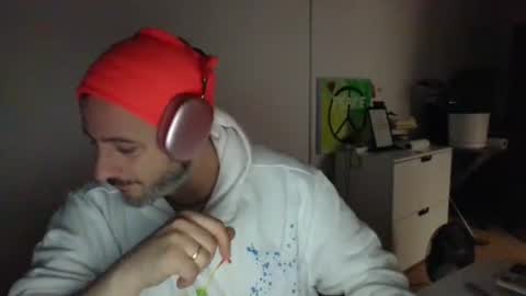 nassobout online show from 22, 1, 2025