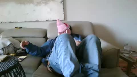 nassobout online show from 25, 1, 2025