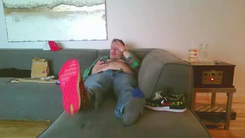Snapshot of nassobout chatting on 25, 5, 2026 nassobout online show from 25, 5, 2026