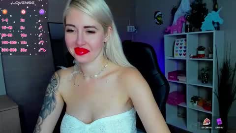 Snapshot of nastasya_cute chatting on 13, 1, 2026 Nastya online show from 13, 1, 2026