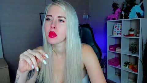 Snapshot of nastasya_cute chatting on 15, 1, 2026 Nastya online show from 15, 1, 2026