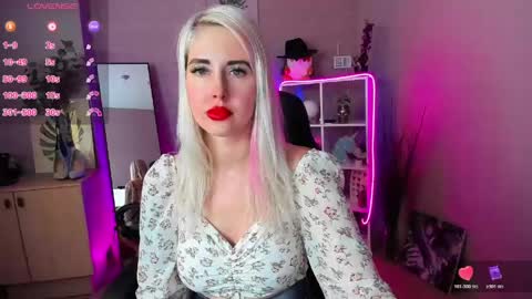 Snapshot of nastasya_cute chatting on 11, 5, 2026 Nastya online show from 11, 5, 2026