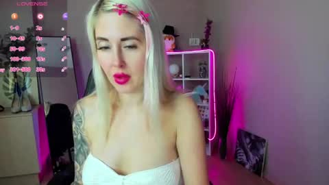 Snapshot of nastasya_cute chatting on 28, 5, 2026 Nastya online show from 28, 5, 2026