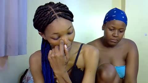 Snapshot of nasty_aj chatting on 23, 9, 2025 OILy Girl online show from 23, 9, 2025