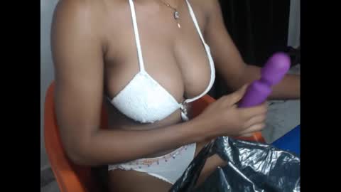nasty_luna0 online show from 6, 1, 2025