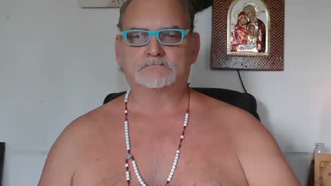 Snapshot of nastydaddyfatcock15 chatting on 8, 9, 2025 nastydaddyfatcock15 online show from 8, 9, 2025