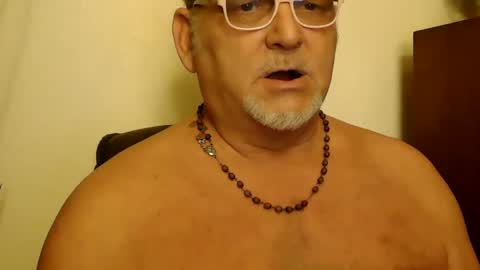 Daddy online show from 3, 2, 2025