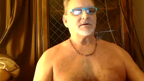 Daddy online show from 8, 3, 2025