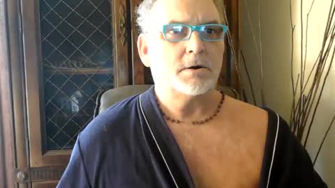 Daddy online show from 8, 3, 2025