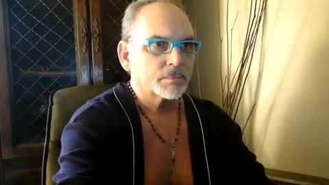 Daddy online show from 9, 3, 2025